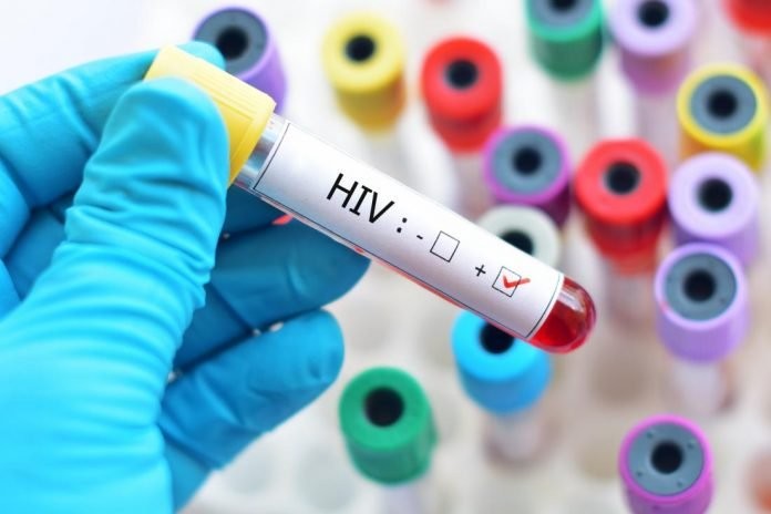 Ce pedeapsă a primit un arădean care și-a infectat partenera cu HIV