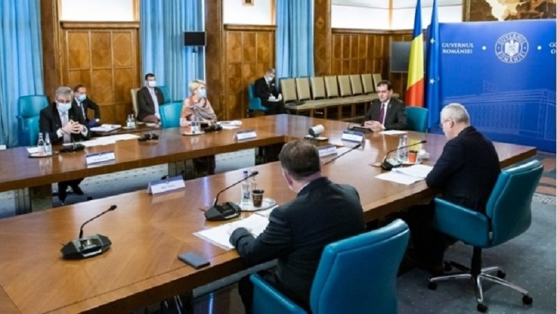 PROIECTUL DE LEGE privind măsuri pentru prevenirea şi combaterea COVID-19, adoptat de Guvern. Ce se întâmplă după 15 mai