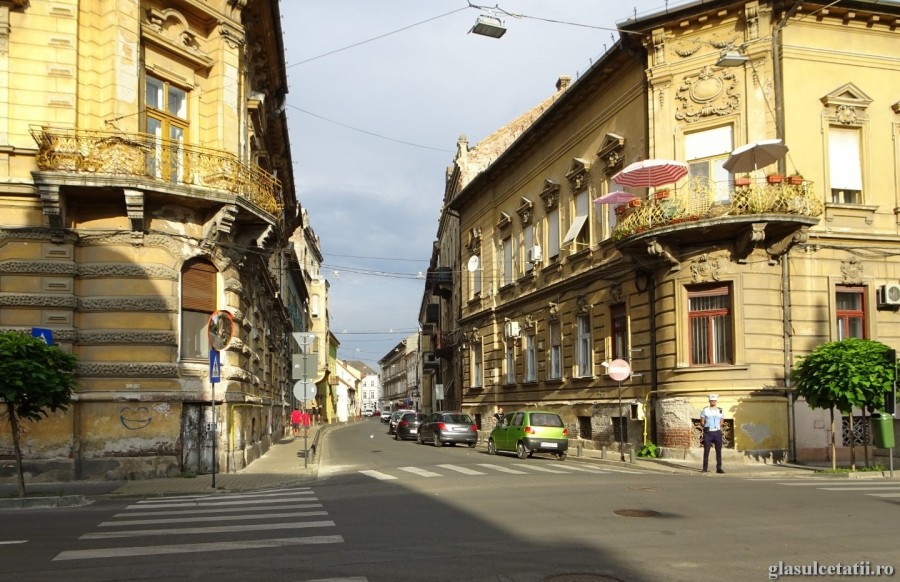 Atenție, șoferi! Începând de astăzi, Strada Unirii și-a schimbat sensul