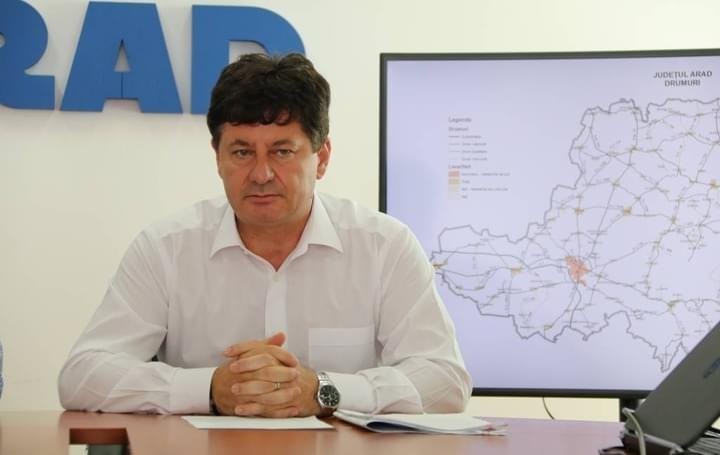Iustin Cionca: „Cinci firme au depus oferte pentru modernizarea drumului județean Sâmbăteni-Ghioroc”