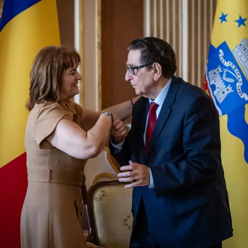 Primul rector ales al Universității "Aurel Vlaicu" din Arad și-a lansat volumul de memorii