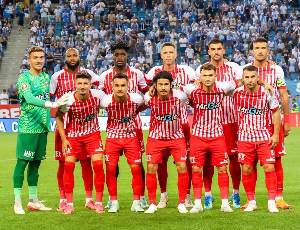Bătrâna Doamnă înclină steagul în Bănie pe final: Universitatea Craiova - UTA 4-0
