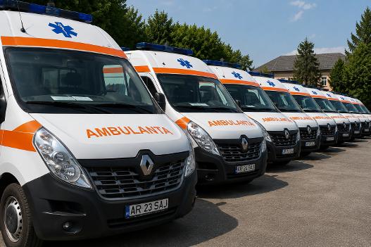 Ziua Ambulanței Române, sărbătorită la Arad: paradă cu ambulanțe, demonstrații de prim ajutor și întâlniri cu salvatorii