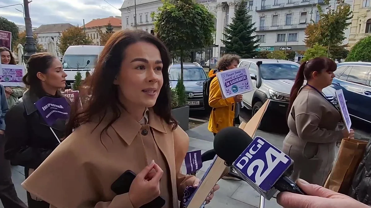 Aradenii au mărșăluit sâmbătă de la Palatul Administrativ la Teatru